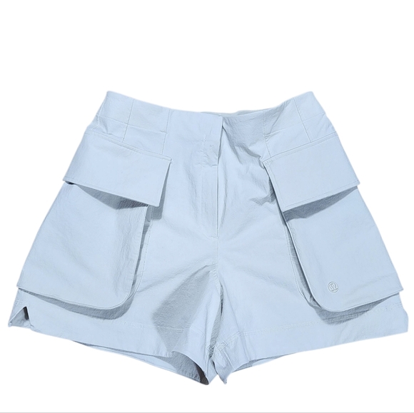 Lululemon Relaxed-Fit Super-High-Rise Cargo Short 4" Bone - Picture 7 of 9